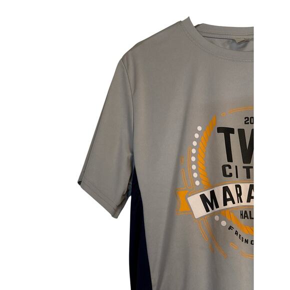 M & M Women 2018 Two Cities Marathon Sports Half 5K Running T-Shirt Size L Gray - Picture 2 of 7